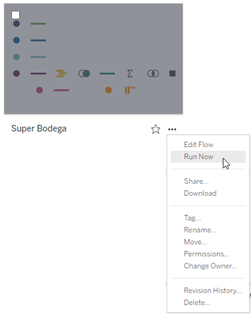 Le menu déroulant d’une image miniature de flux affichant l’option Exécuter maintenant pour exécuter le flux.
