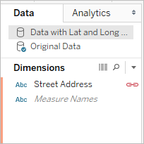 Un volet Données affiche deux ensembles de données, des dimensions et des options de filtrage et de tri.