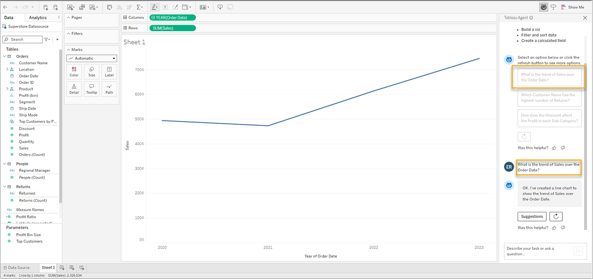 Un foglio di lavoro che mostra una visualizzazione creata da Tableau Agent. Il riquadro della conversazione è aperto e mostra le domande evidenziate.