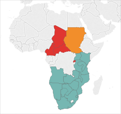 Een kaart van Afrika met regio's gemarkeerd in rood, oranje en blauw.